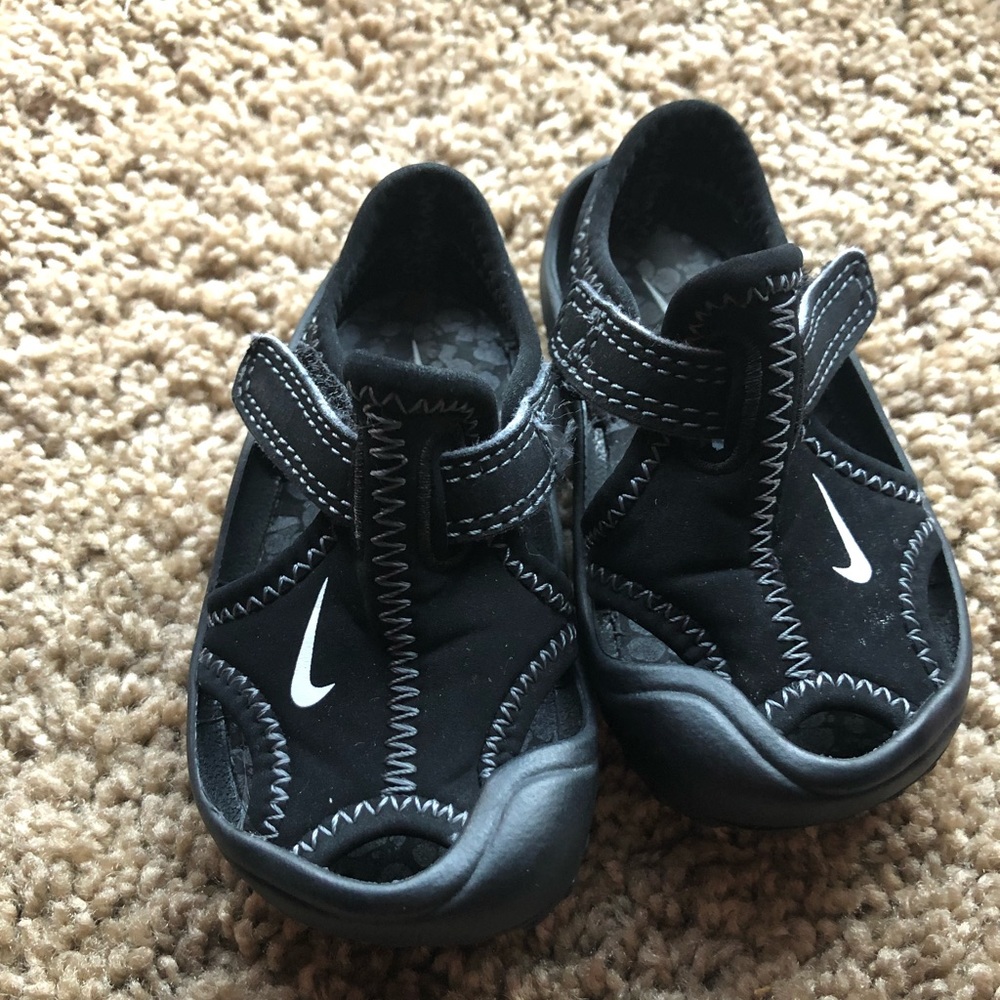 Nike Sandals size 4C for baby